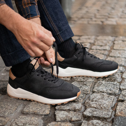 Men’s black leather Running shoes | Velasca