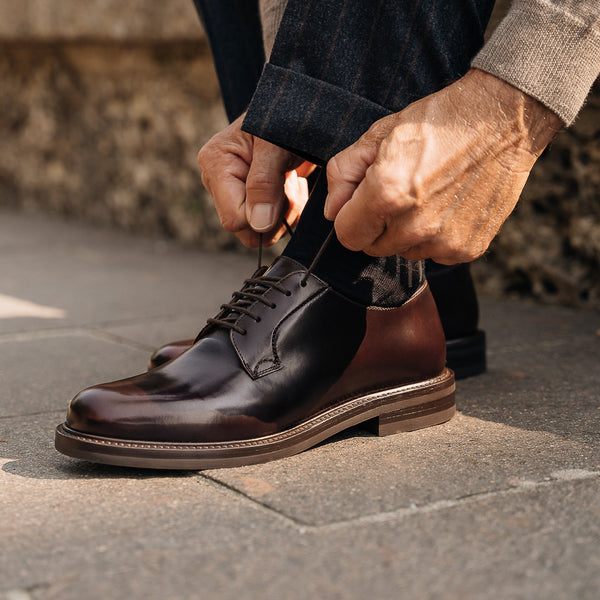 Men s Handmade plain toe Derby shoes with Vibram rubber sole Velasca