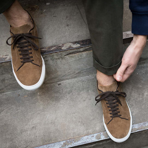 Men’s beige suede leather low Sneakers | Velasca