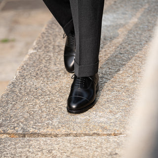 Brogue men's black leather shoes | Fabio Attanasio for Velasca